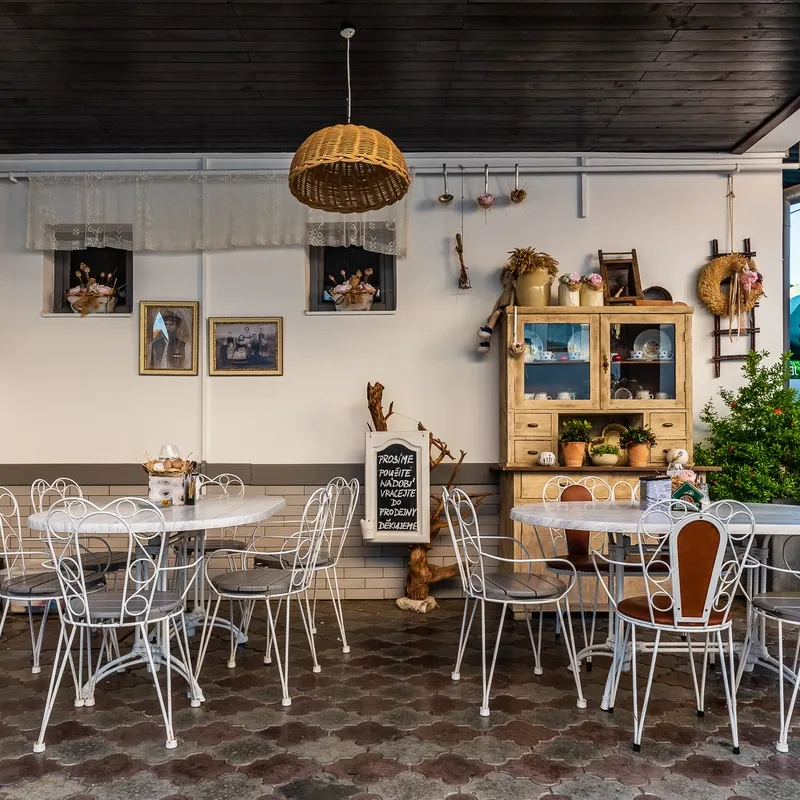 Cukrárna Cejkovice 0006 (2048p).webp